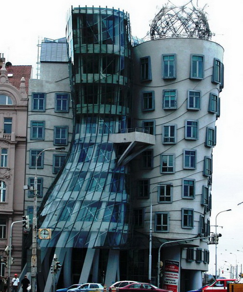 61403309_1278836093_af8.jpg